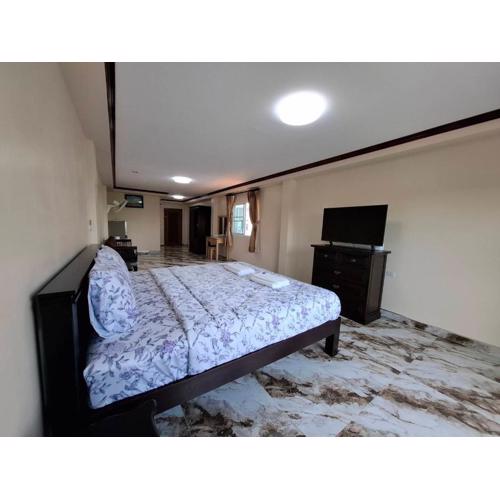 Airport Link View ROOM FOR RENT PER DAY