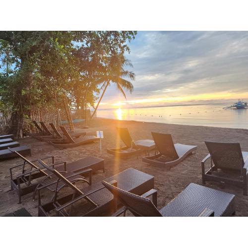 AivyMaes Divers Resort