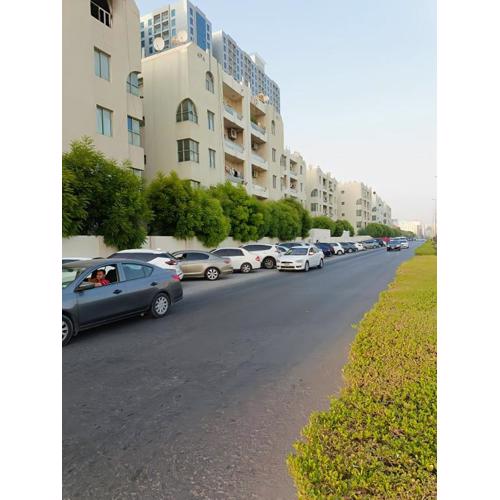 Ajman Friends Downtown Apartment Fully Yours Two Rooms and Kitchen for 3 People