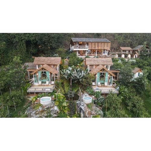 Akha PhamiO อาข่า พามิโอ้