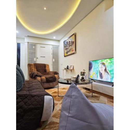 Aksara de jivva at Pakuwon indah Cluster