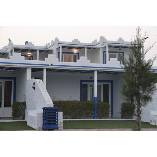 Al-Ashkhara Beach Resort منتجع شاطئ الأشخرة