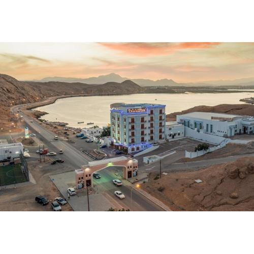 Al Ayjah Plaza Hotel