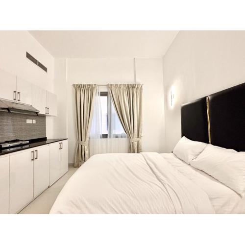 Al Manara Classic Executive Studio