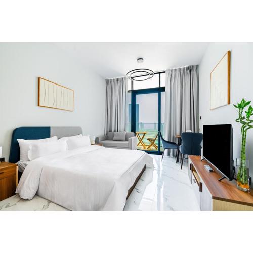 Al Reem - Pool View Studio