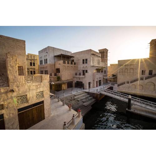 Al Seef Heritage Hotel Dubai, Curio Collection by Hilton