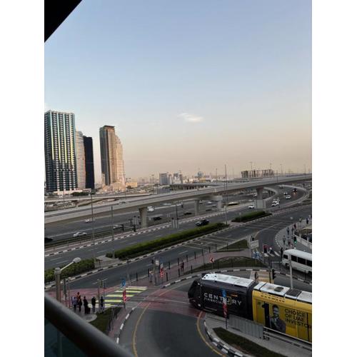 Al Zarooni building, Dubai marina