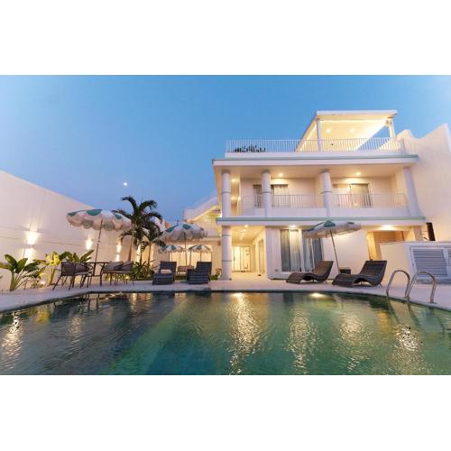 Alesea Oeste La Union Private Beachfront Villa Jacuzzi Heated Pool