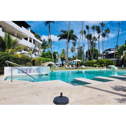 Aligio Beachfront Resort & Spa