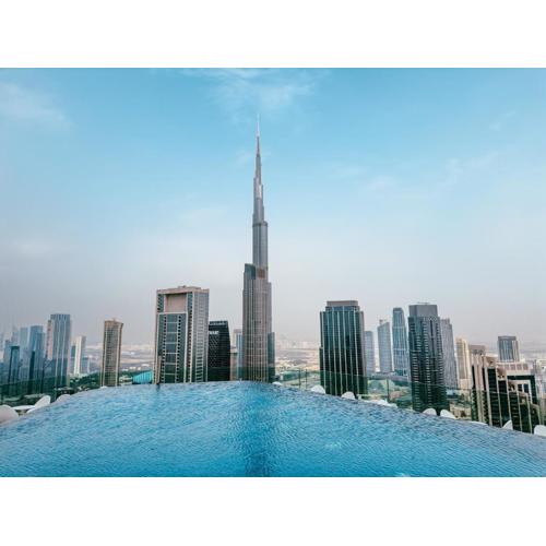 ALiving Luxury 2BR with Infinity Pool at Paramount Hotel Midtown Close to Dubai Mall & Burj Khalifa