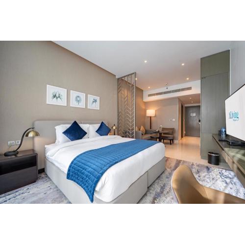 ALiving Stylish Studio with Partial Burj & Canal Views- Prive , Business bay 713