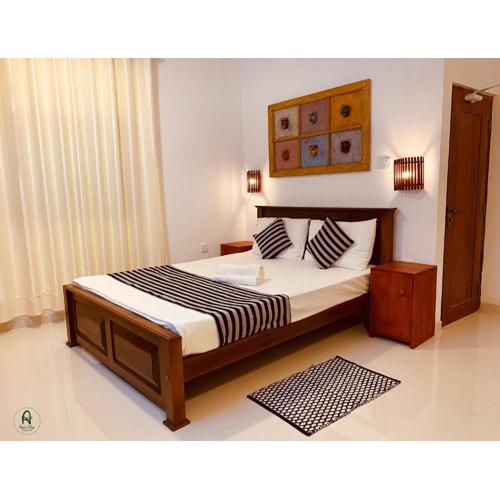 Allen Lilly Ahangama