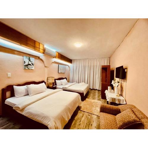 Aloha Ocean View Resort