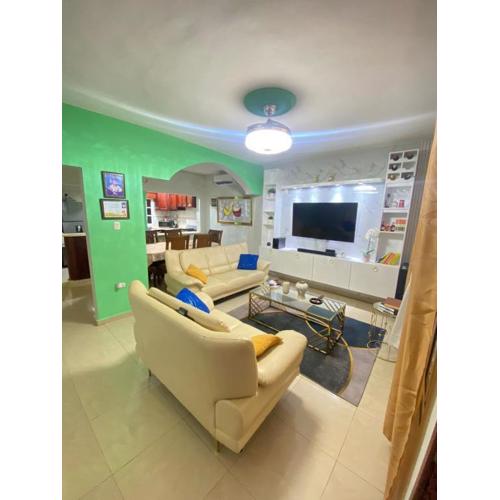 Alojamiento en Bani, cerca de la playa y las Dunas