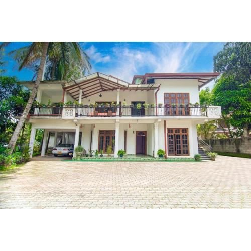 ALP Tourist Guest House