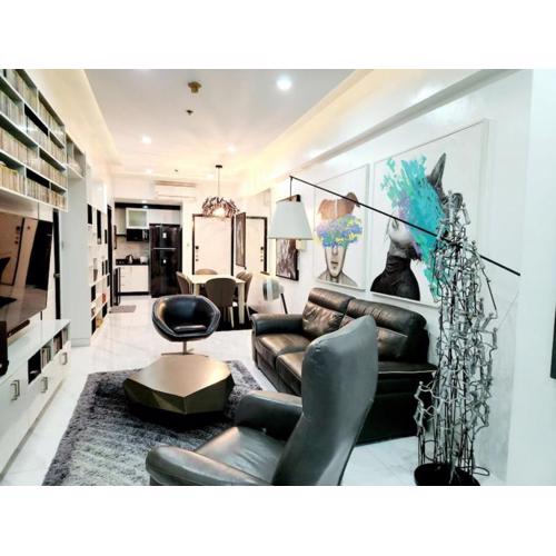 Alpha Grandview Malate Condo 2005