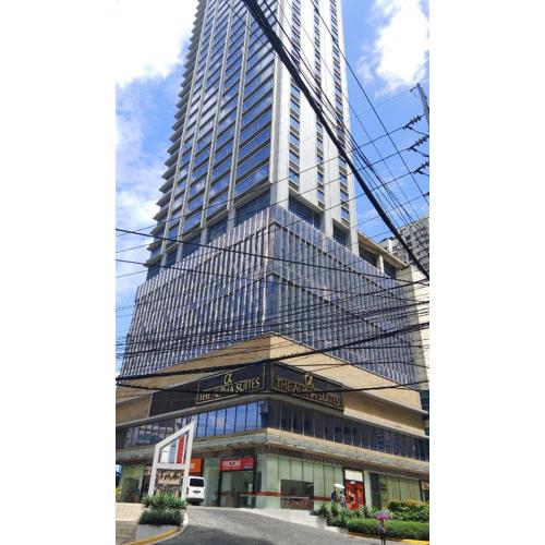 Alphaland Suites Apartment Hotel