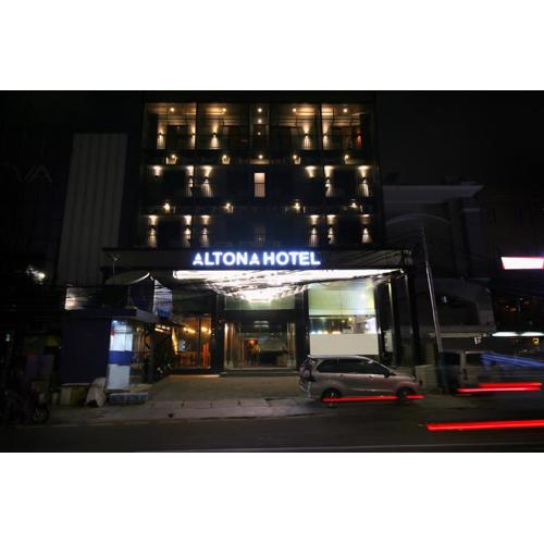 Altona Hotel