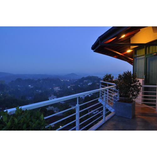 Amaara Sky Hotel Kandy