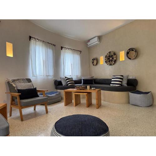 Amani Breeze Ghepard Towers