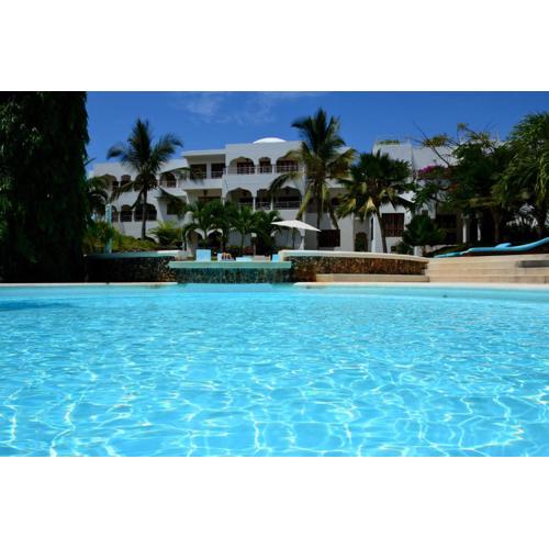 Amani Residence Beverly Suites