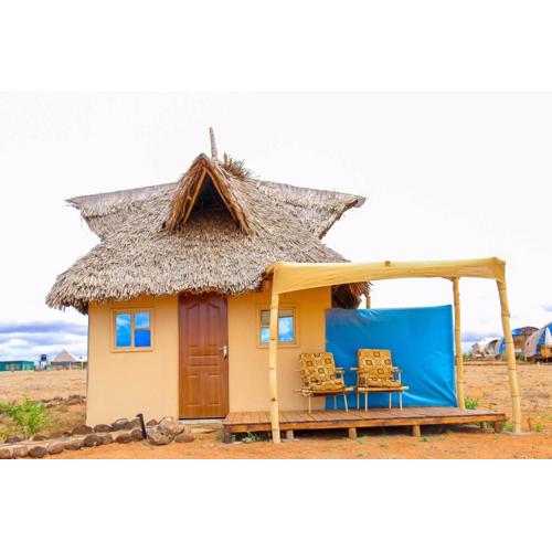 Amanya 1-Bed Zebra Tent