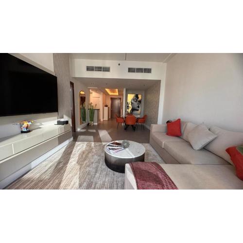 Amazing 1 BR - Downtown Dubai, Canal & Burj views