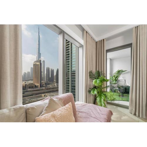 Amazing 2BR Home Burj Khalifa View Steps Walk to DubaiMall