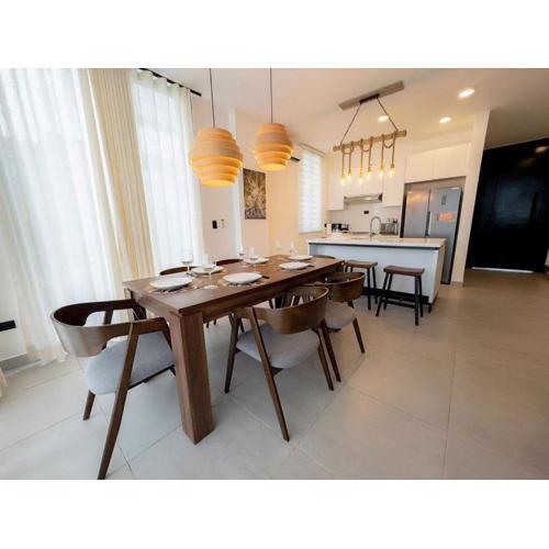 Amazing 3 BR Villa by Vistacana Rentals