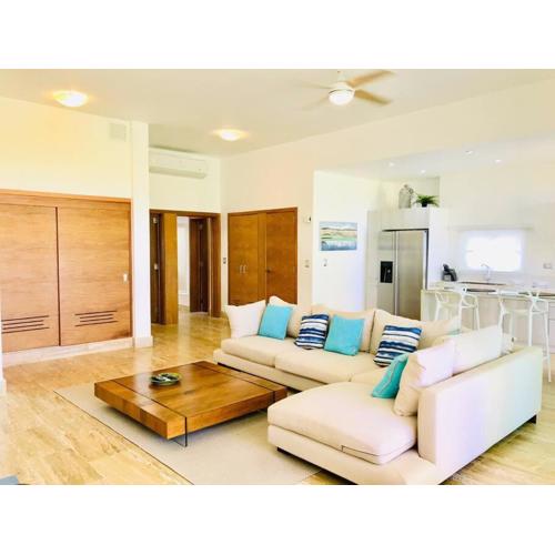 Amazing Beach front apt at playa bonita los delfines building #A1