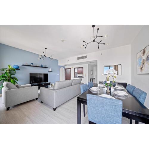 Amazing Marina View Luxury Apartment