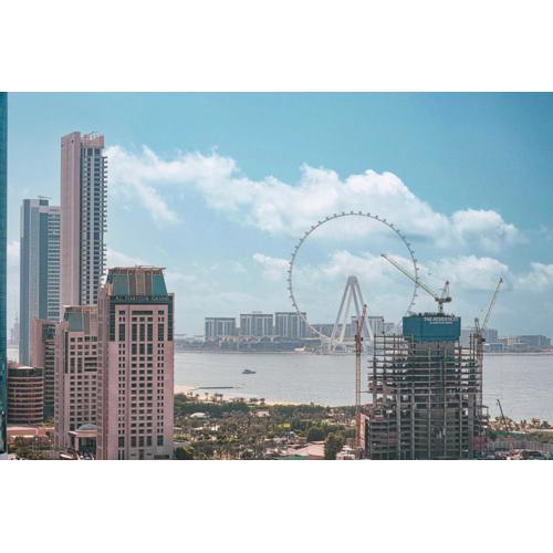 Amazing Palm View - Prime Location - Spacious