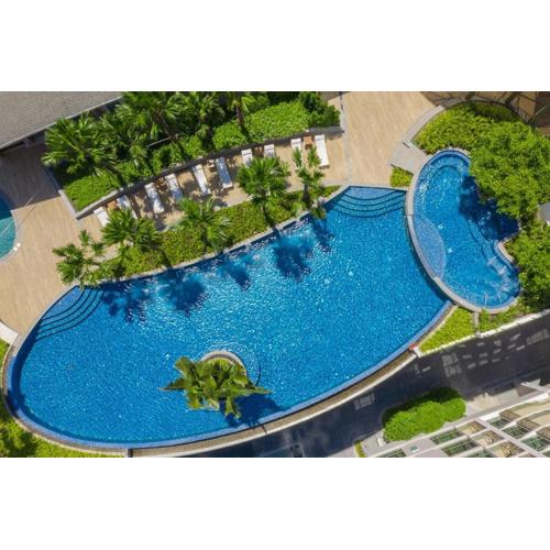 Amazing Pool and Luxury Condo Unit Near Phrom Phong BTS