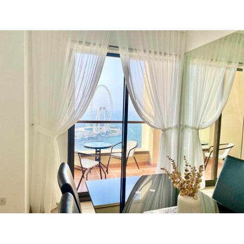 Amazing Sea View 2 bedroom Full Apartment