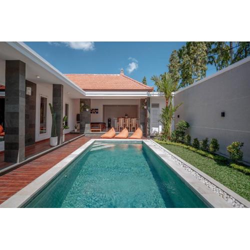 Amazing Villa in Oberoi Top Location