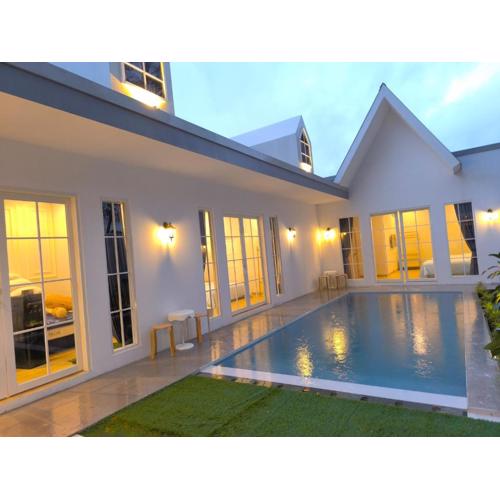 Americana Villa Private Pool