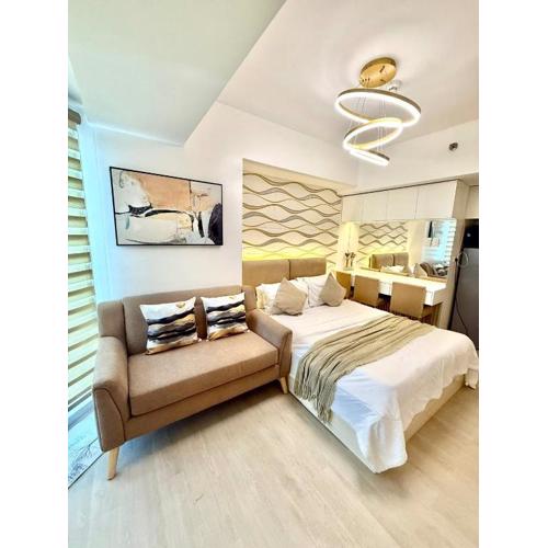 Amirah’s Place Azure North