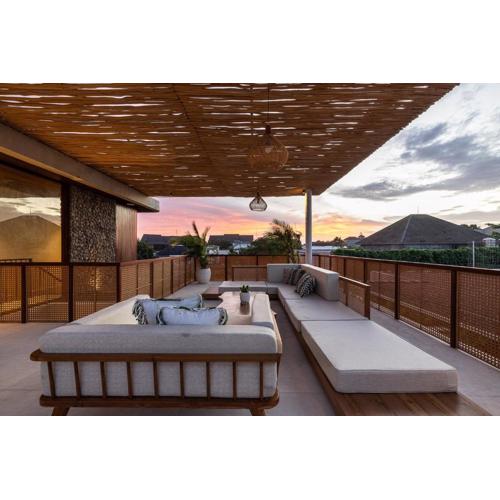 AMR Echo Beach Villa's Canggu