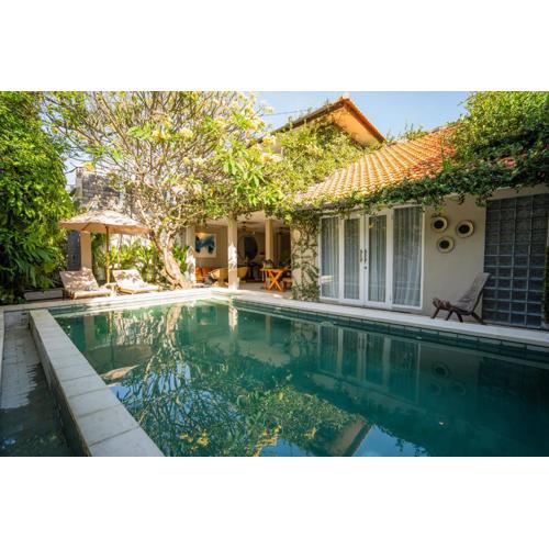 Anam Khaya - Brand New Villa, Walk to Seminyak Beach