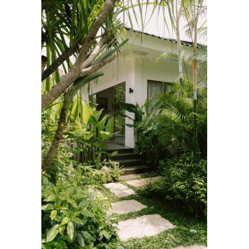 Ananda House