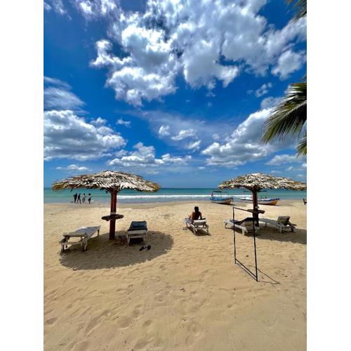 Anandas Beach Resort