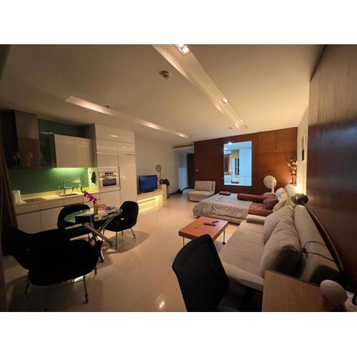 Ananya Beachfront Wongamat Paradise