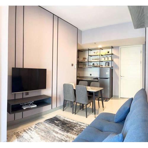 Anderson 2BR above pakuwon mall center high floor