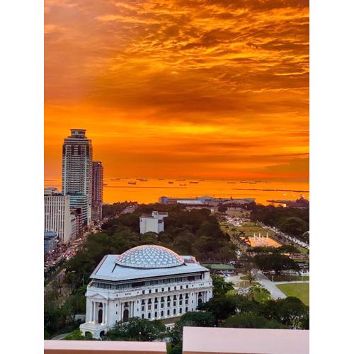 Angel's Place Torre De Manila, Cozy 1BR Condo, Sunset View Near all Attractions