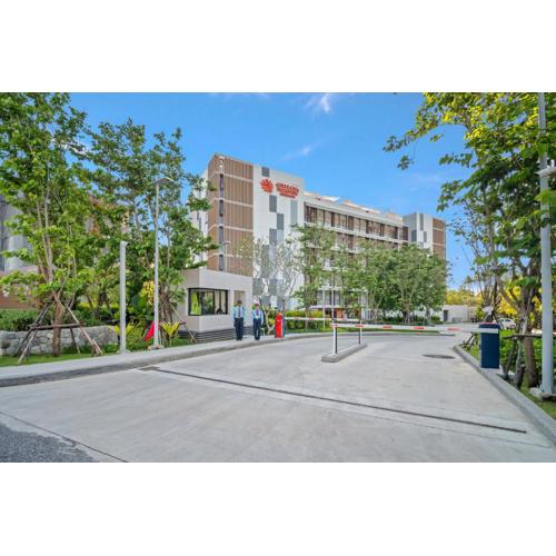 Angsana Oceanview Residences by Banyan Living