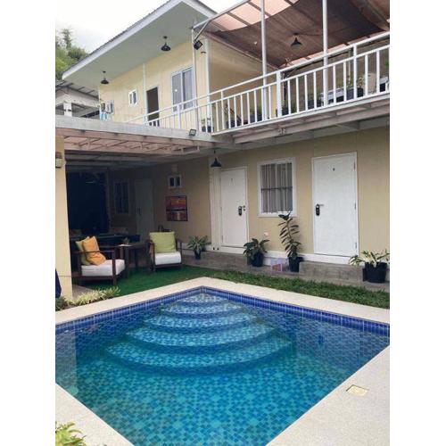 Anilao Bungalows