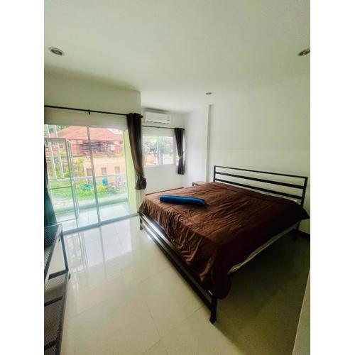 Ann & John Guesthouse