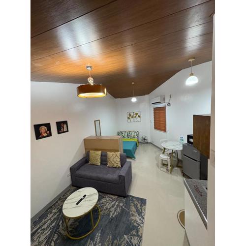 AnnEs Pad, Modern Studio Near Clark Pampanga
