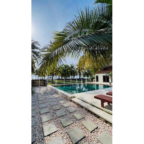 Anugerah Surf & Dive