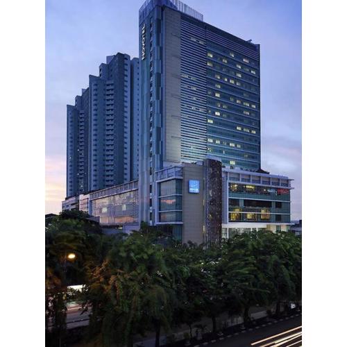 Apart Green Central Full furnish